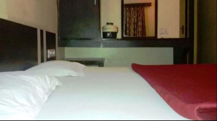 Hotel Asopalav Ambaji エクステリア 写真