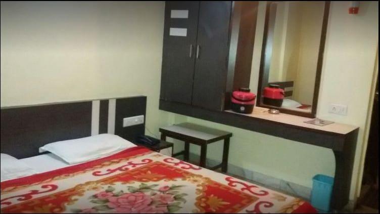 Hotel Asopalav Ambaji エクステリア 写真